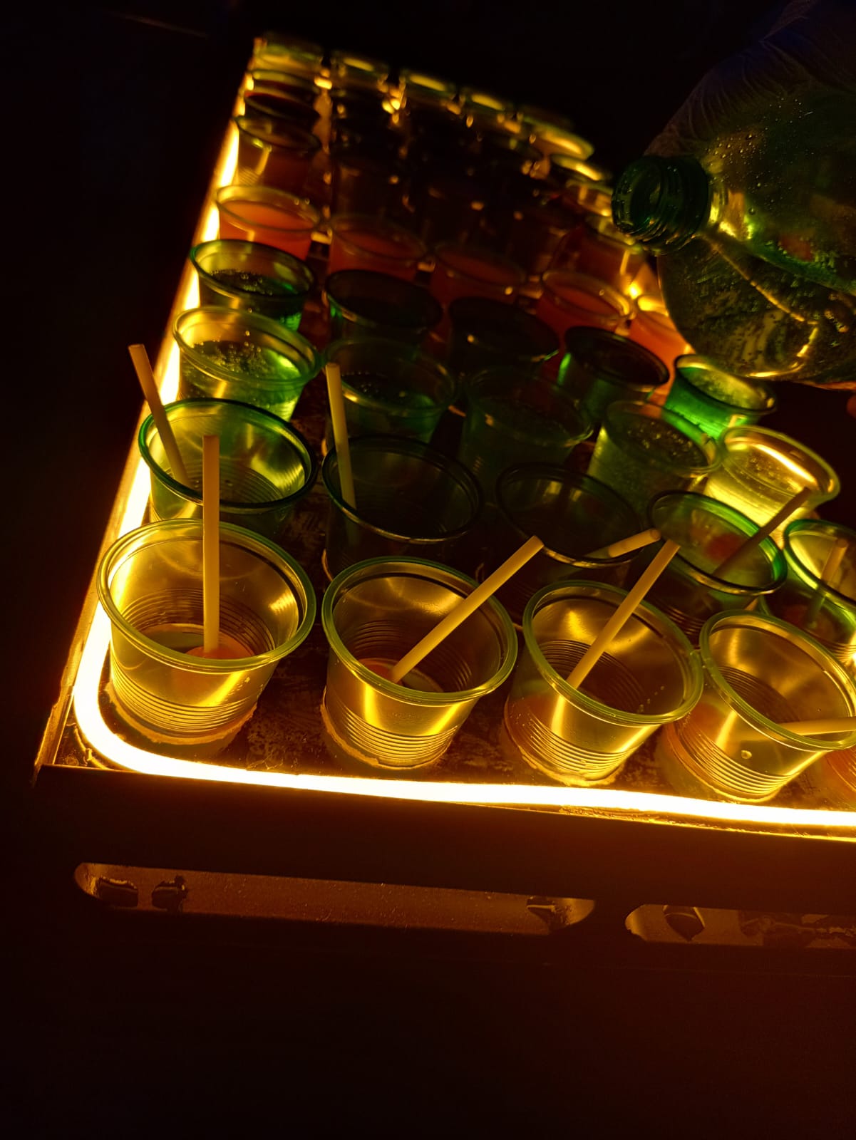 Charola de shots iluminada